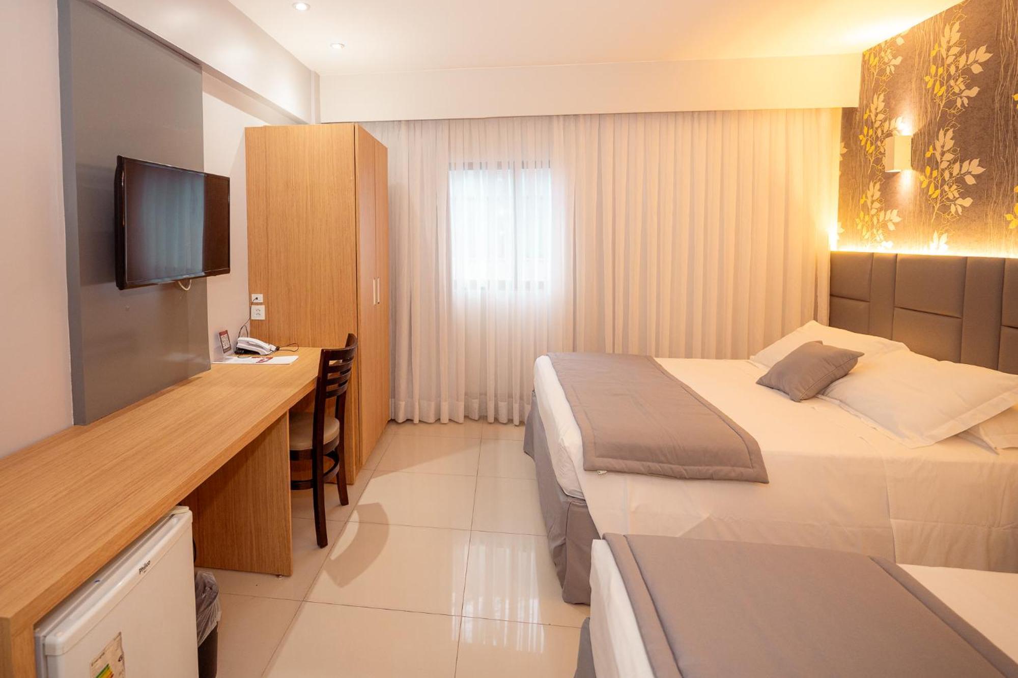 Hotel Girassol Plaza Palmas  Esterno foto