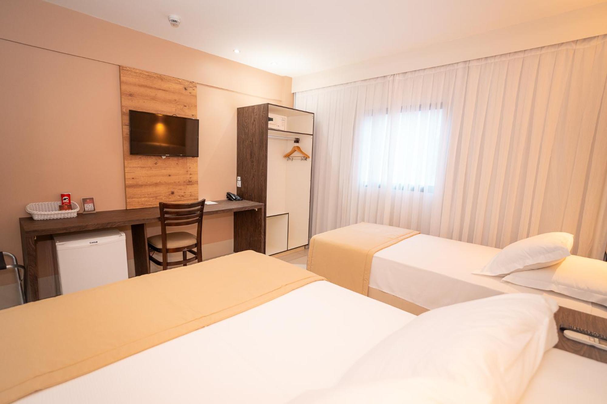 Hotel Girassol Plaza Palmas  Esterno foto